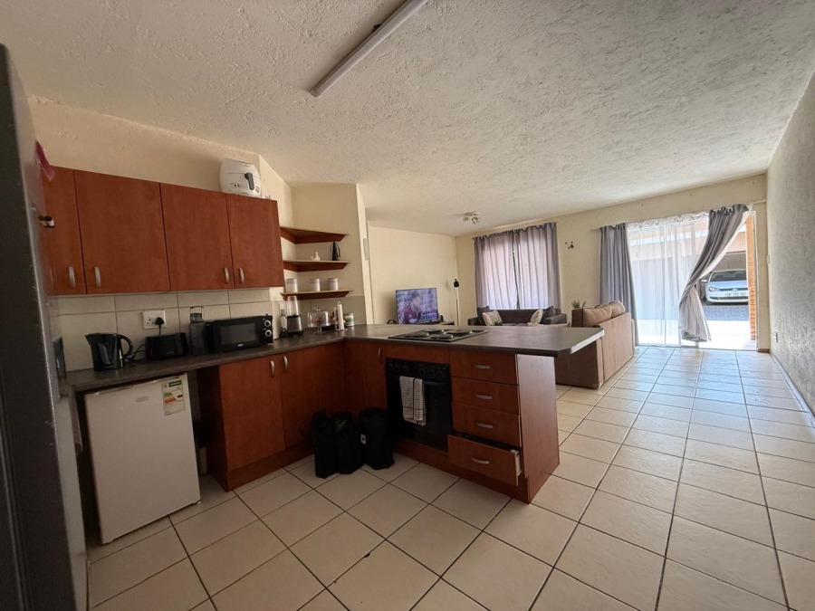2 Bedroom Property for Sale in Rustenburg Central North West